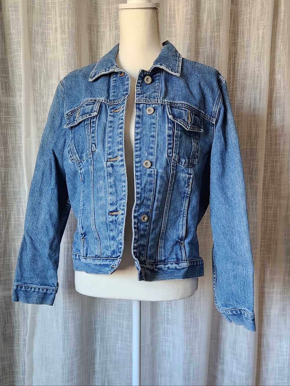 Vintage Eddie Bauer Classic Women's Blue Denim Jacket